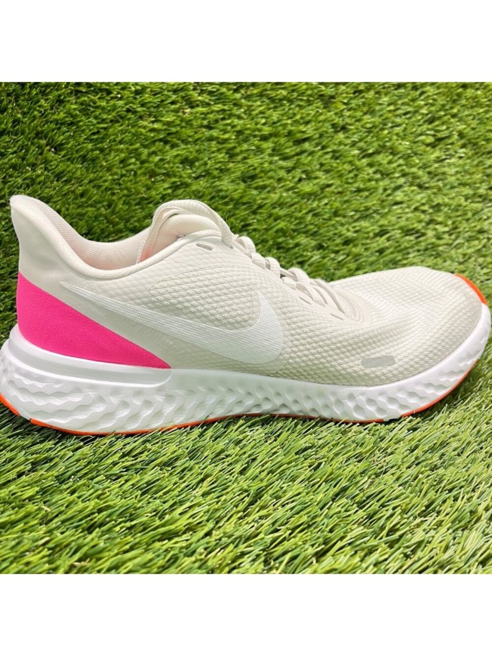 Nike Revolution 5 Womens Size 8.5 Gray Pink Athletic Running Shoes Sneakers